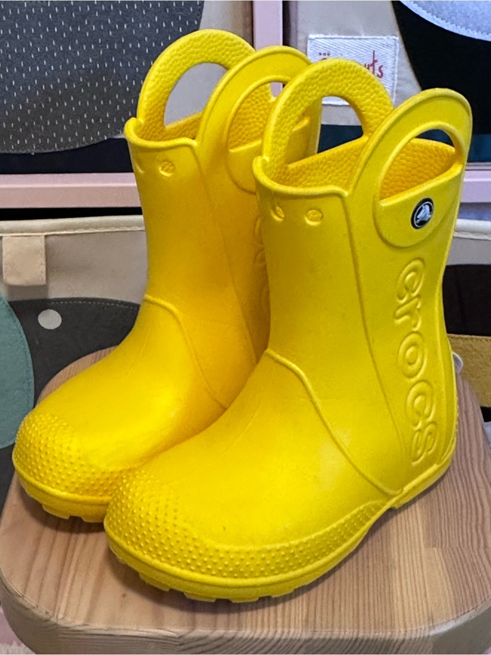 Kids Yellow Crocs - Clog and Rain Boot Set Size 11T - Picture 5 of 7